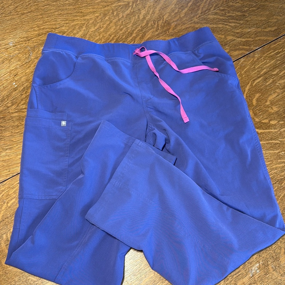 Figs Kade cargo pant size XL